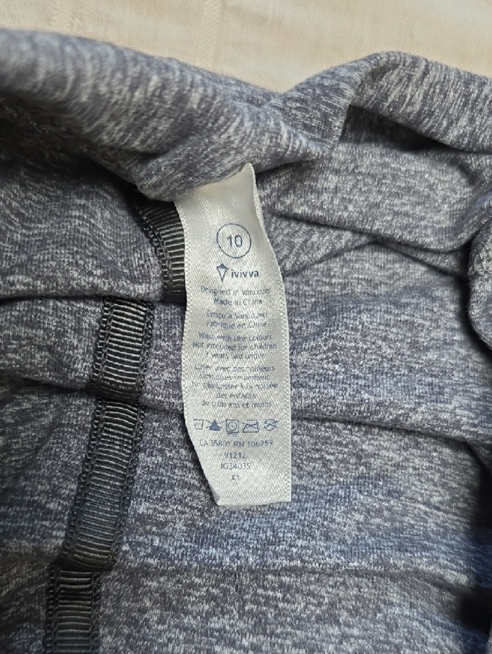 Ivivva by Lululemon Four Count Heathered Gray Shrug Girls Size 10 - Picture 4 of 11